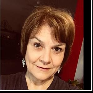 Meet your Posher, Rena